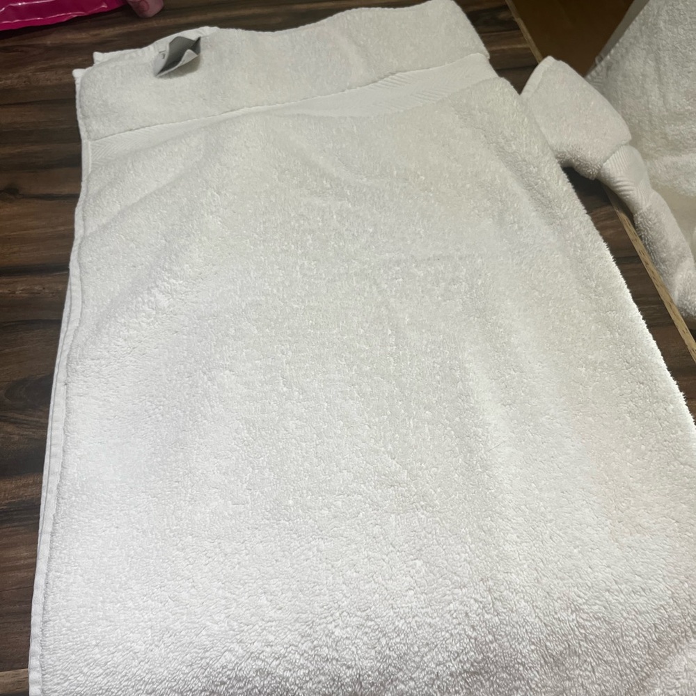 Nordstrom home Hydrocotton two piece Towels
